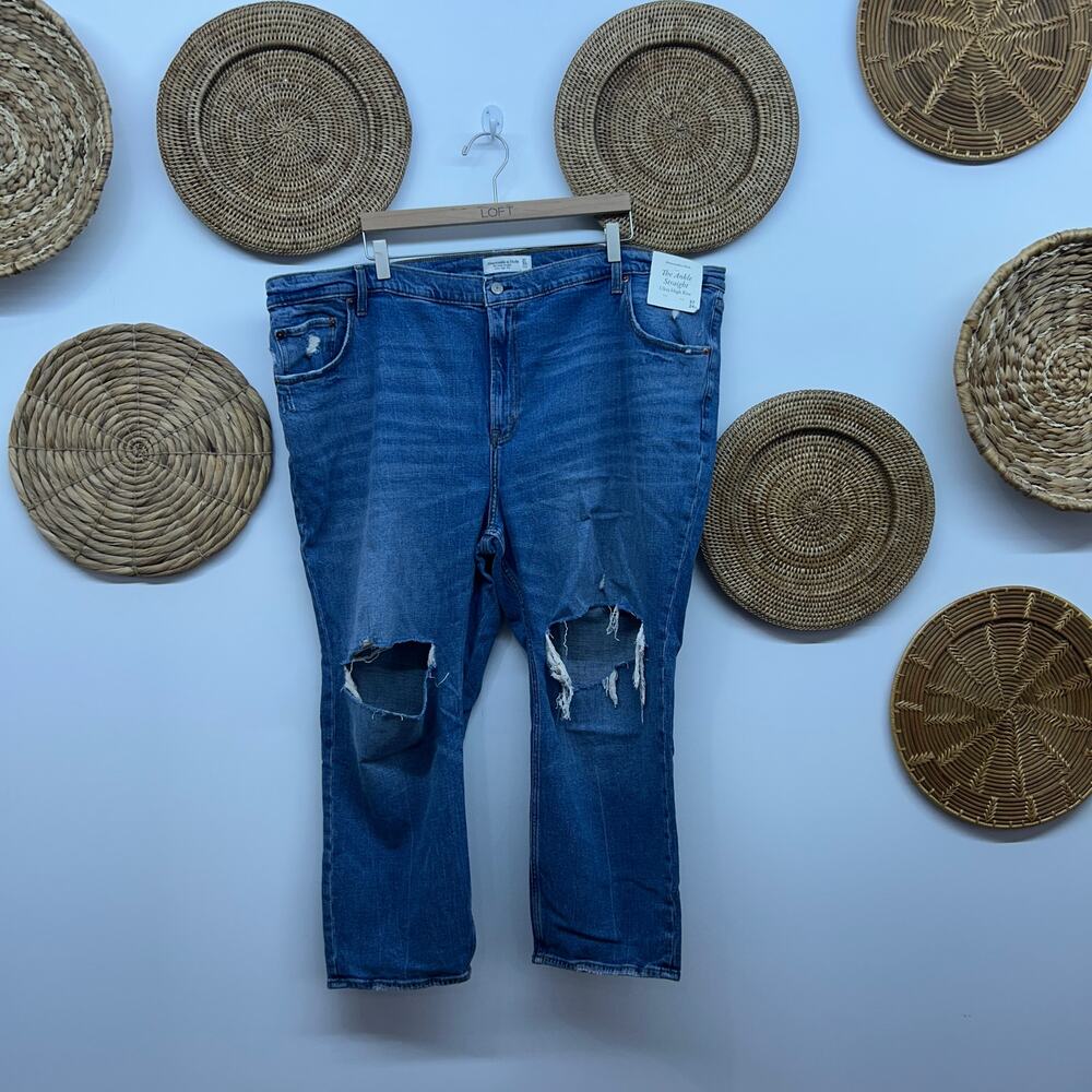 NEW Abercrombie Ultra High Rise The Ankle Straight Leg Jean Plus Size 37/24S
